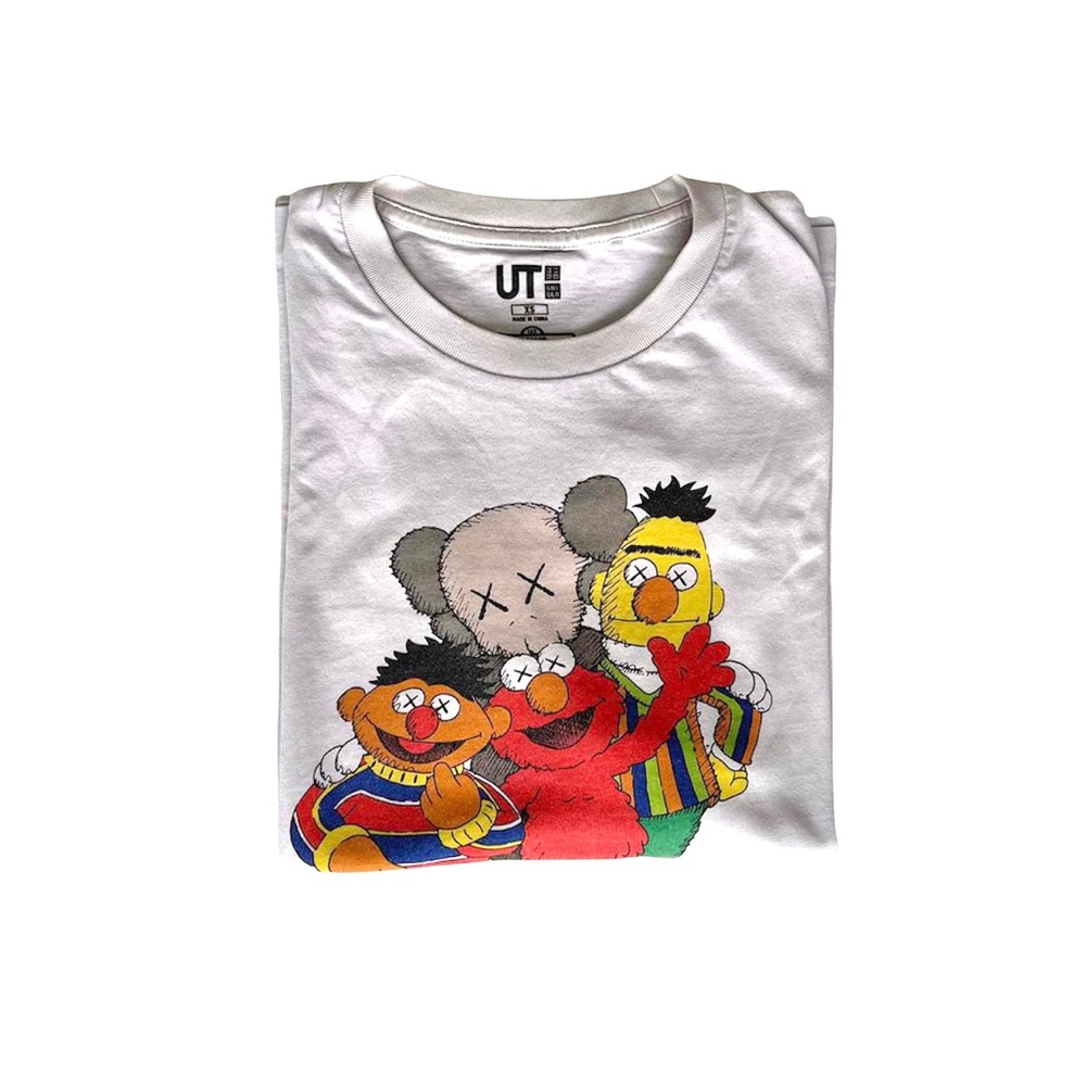 KAWS X UNIQLO Family Tee